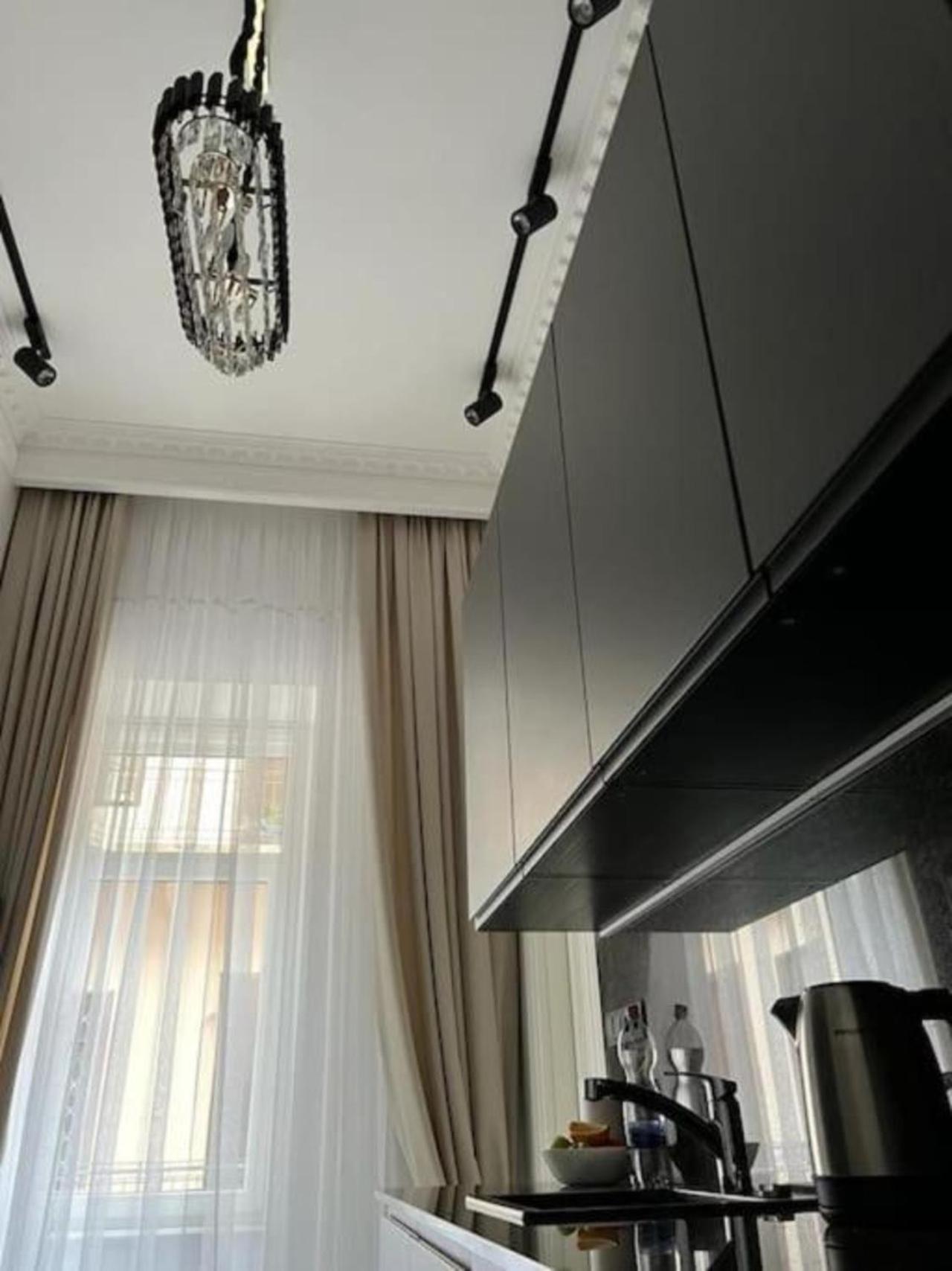 Premium Luxury Near Basilica Apartmán